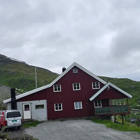 Stølsheim Feriehus *